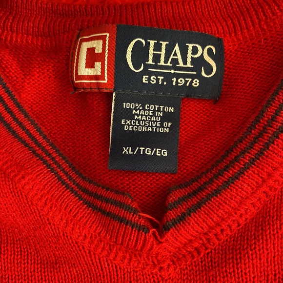 CHAPS Red Sweater with Navy Stitching - Picture 3 of 4